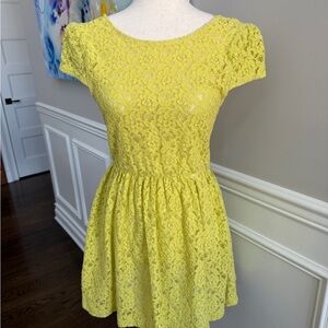 Yellow Cap Sleeve Lace Dress